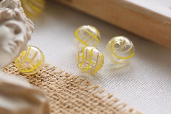 Desktopdecoratie die Te openen Duidelijke Decoratieve Ballen aansteken