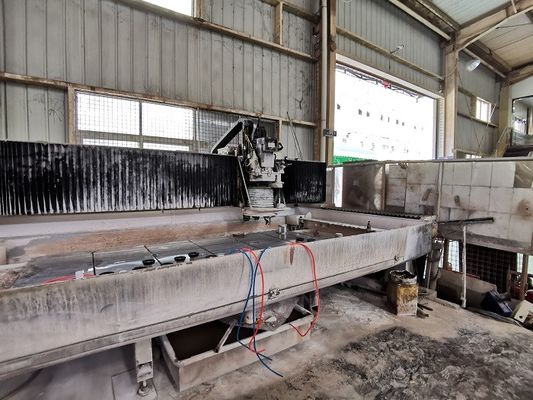 Geprofileerde 8mm het Glasruiten van de Douanebesnoeiing voor Winkelembleem