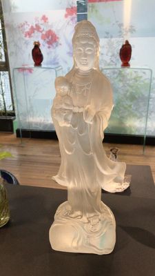 Sier Traditionele Snijdende Boedha Liu Li Glass Art
