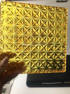 De Lage Verspreiding CNC van Art Carved 10mm Gebrandschilderd glasambachten