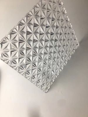 De Lage Verspreiding CNC van Art Carved 10mm Gebrandschilderd glasambachten