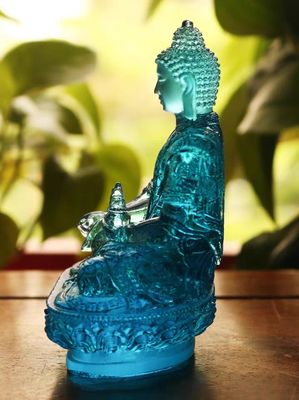 Oosterse Traditionele Liuli Sapphire Vivid Crystal Buddha