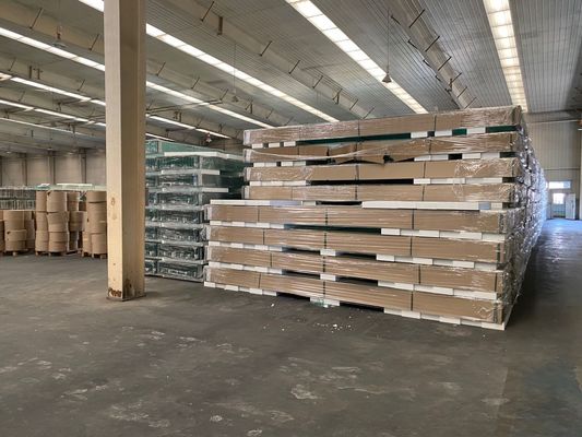 Geen Comités van het Bellenbalustrade Aangemaakte Glas voor Dektraliewerk