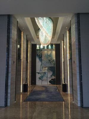 De uiterst kleine Kroonluchter Liuli Crystal Art Glass van de Bellendecoratie
