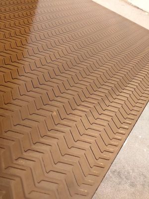 Gevormde die Tijdgenoot 6mm wordt gesneden om Glas te meten